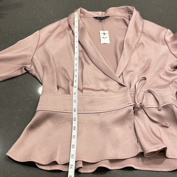 Express V-Neck Long Sleeve Wrap Top Light Mauve Small NWT - Picture 12 of 14